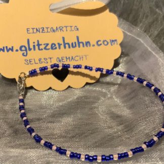 Armband mit kleinen Glasperlen blau-rosa