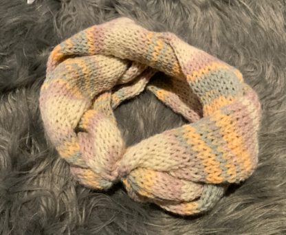 Stirnband gestrickt aus Wolle